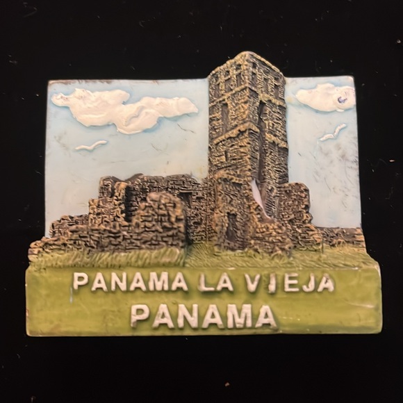 Magnets - Picture 11 of 16